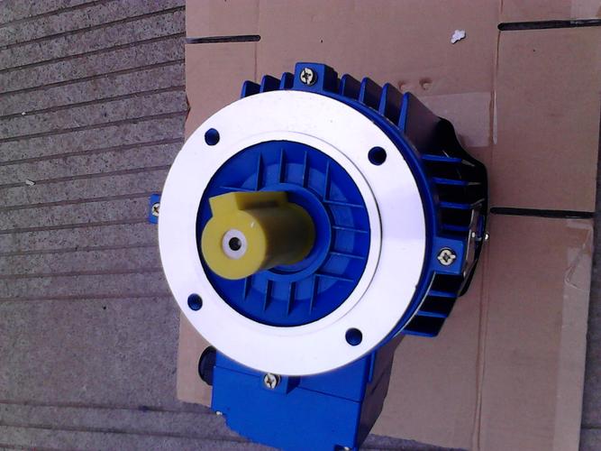 供应b14小法兰4kw